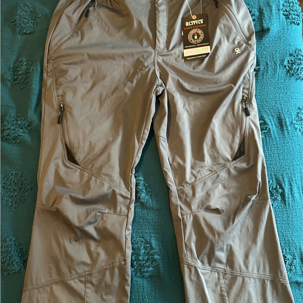 XL Gray Outdoor/Golf Pants